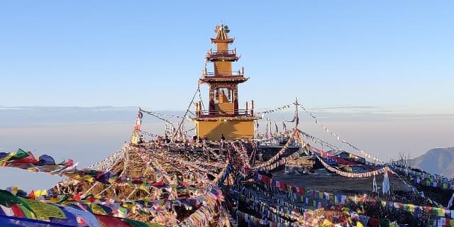 ama-yangri-trek picture