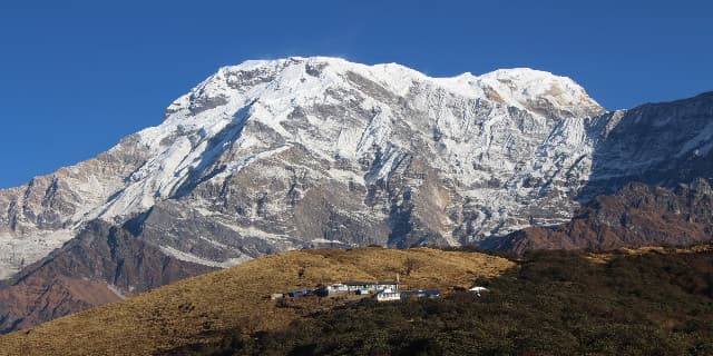 mardi-himal-base-camp-trek picture