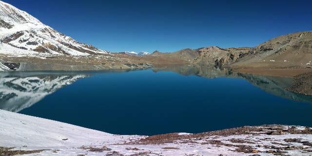 tilicho-lake-trek picture